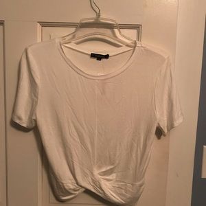 NWOT White crop top, bottom twist, size L